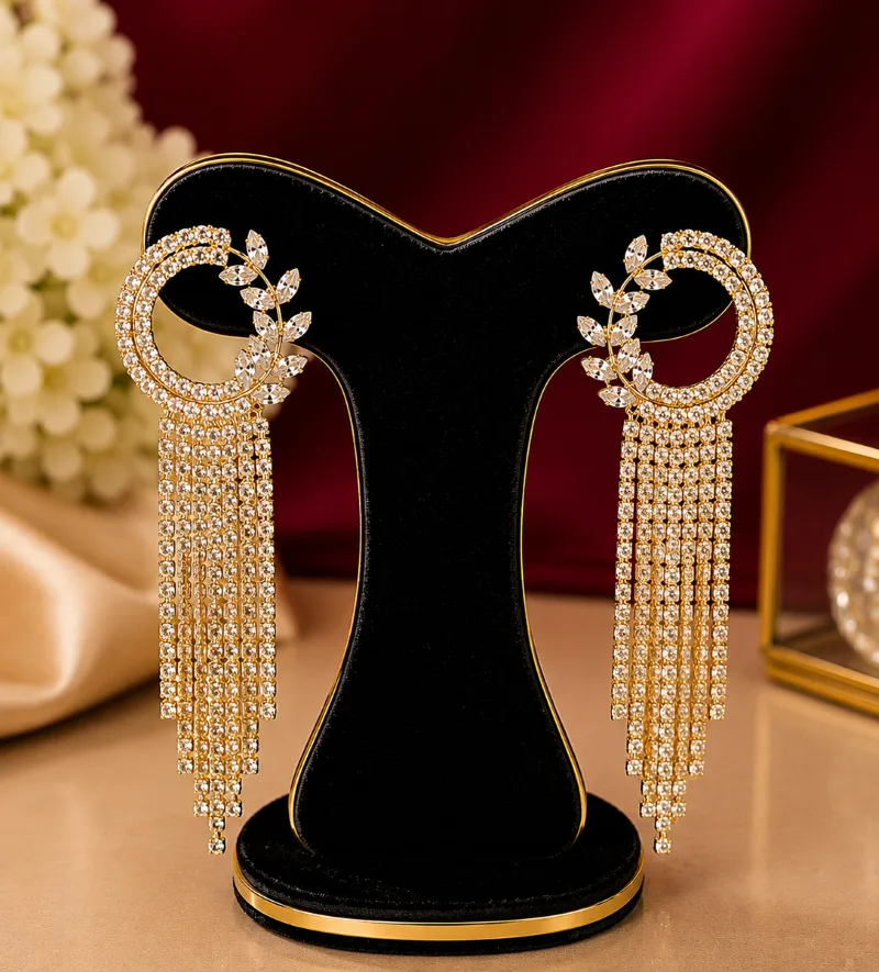 লাক্সারি ক্রিস্টাল ট্যাসেল কানের দুল - PG SHOP