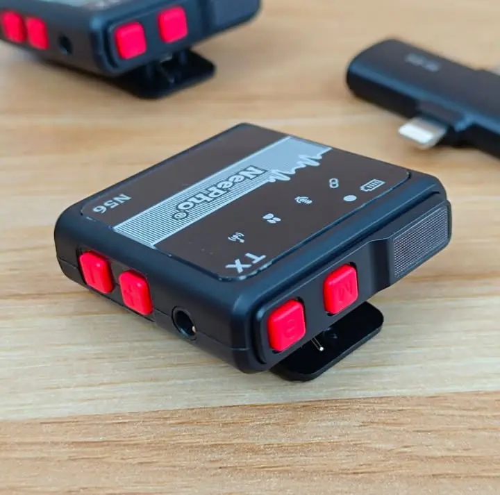 NeePho NP-56 Type C and Lightning Two-in-One Wireless Microphone - PG SHOP